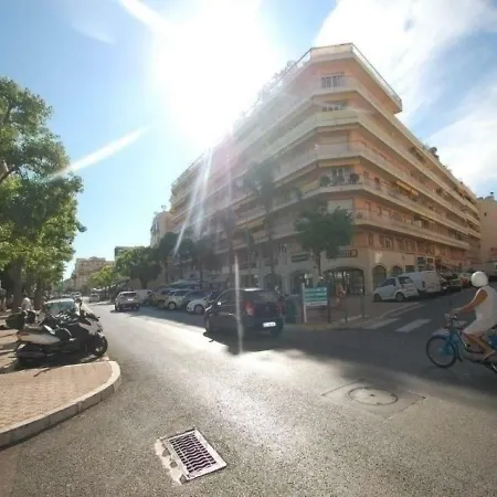 Beau 2p En Dernier Etage En Plein Centre Appartement Menton